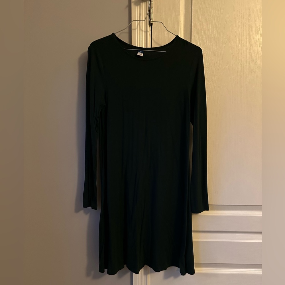 Old Navy dark green long sleeve dress